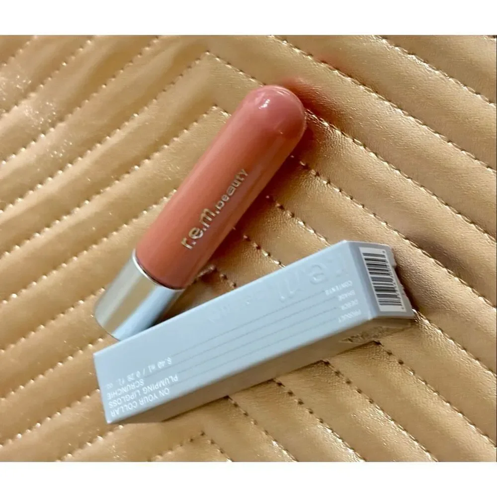 R.E.M. Beauty  -NWT -On Your Collar Plumping Lip Gloss in 